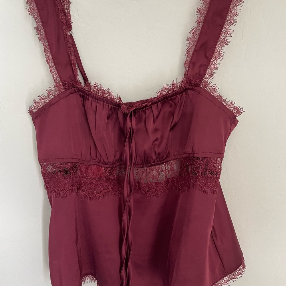 EDIKTED - Loryn Lacey Satin Effect Top - Size S - NWT